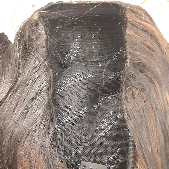 Wig - Picture 3 of 4